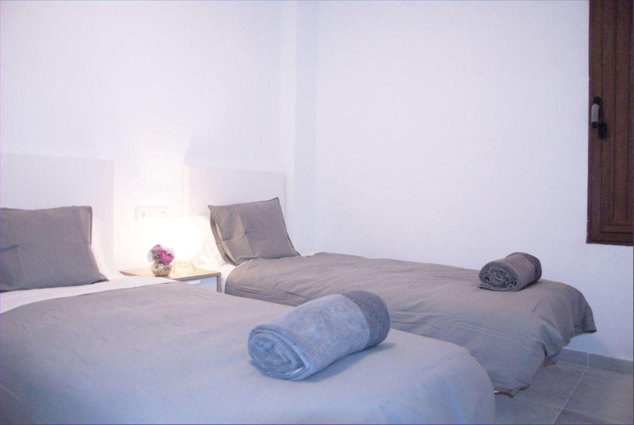 Apartamento Vivienda junto a Ruzafa / 6 PAX Valencia Exterior foto