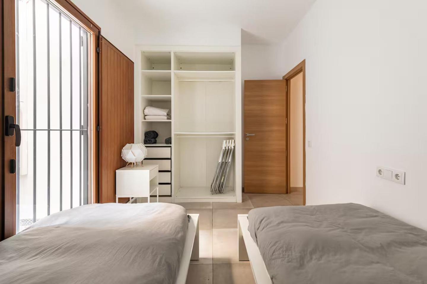Apartamento Vivienda junto a Ruzafa / 6 PAX Valencia Exterior foto