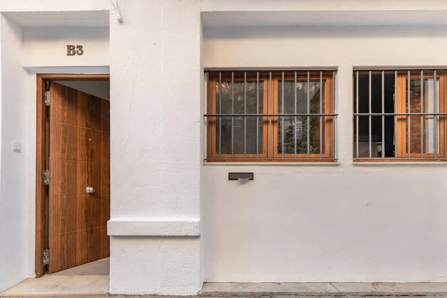 Apartamento Vivienda junto a Ruzafa / 6 PAX Valencia Exterior foto